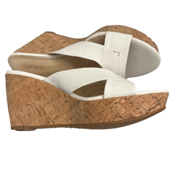 Nine West Cork Wedges Slip On Open Toe White Sandals size 9.5 - Picture 9 of 11